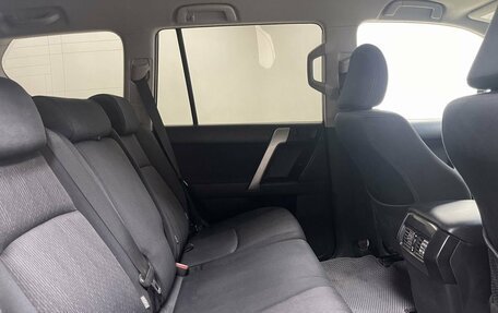 Toyota Land Cruiser Prado 150 рестайлинг 2, 2017 год, 3 490 000 рублей, 9 фотография