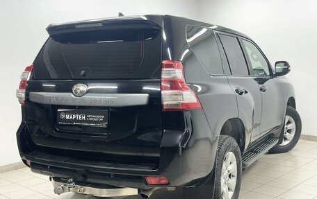 Toyota Land Cruiser Prado 150 рестайлинг 2, 2017 год, 3 490 000 рублей, 4 фотография