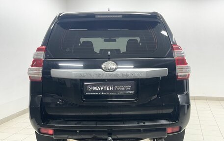 Toyota Land Cruiser Prado 150 рестайлинг 2, 2017 год, 3 490 000 рублей, 5 фотография