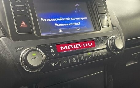 Toyota Land Cruiser Prado 150 рестайлинг 2, 2017 год, 3 490 000 рублей, 11 фотография