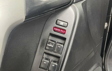 Toyota Land Cruiser Prado 150 рестайлинг 2, 2017 год, 3 490 000 рублей, 13 фотография