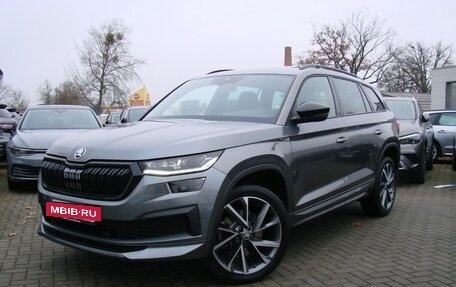 Skoda Kodiaq I, 2022 год, 2 630 000 рублей, 2 фотография