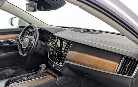 Volvo S90 II рестайлинг, 2019 год, 2 800 000 рублей, 13 фотография