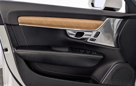 Volvo S90 II рестайлинг, 2019 год, 2 800 000 рублей, 19 фотография