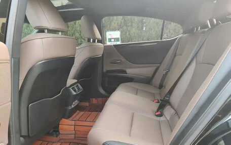 Lexus ES VII, 2022 год, 2 700 014 рублей, 12 фотография