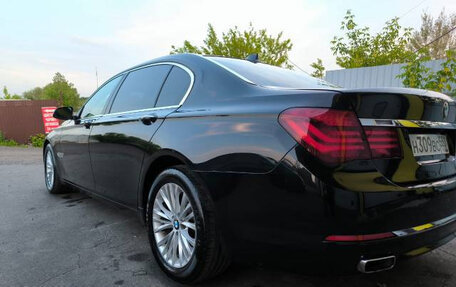 BMW 7 серия, 2014 год, 2 400 000 рублей, 20 фотография