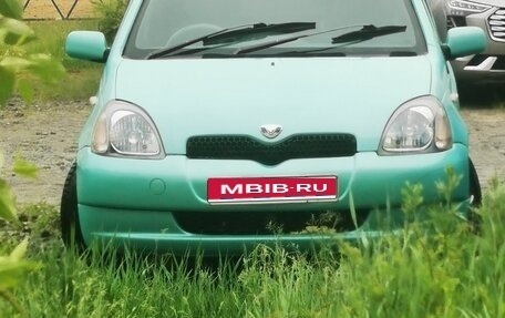 Toyota Vitz, 2000 год, 180 000 рублей, 1 фотография
