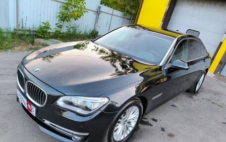 BMW 7 серия, 2014 год, 2 400 000 рублей, 18 фотография