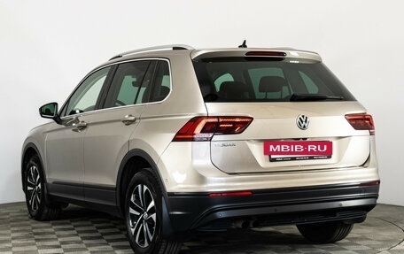Volkswagen Tiguan II, 2019 год, 2 199 000 рублей, 7 фотография