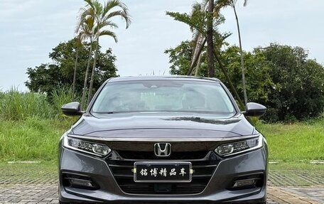 Honda Accord IX рестайлинг, 2022 год, 1 850 000 рублей, 2 фотография
