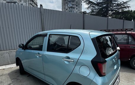 Daihatsu Mira e:S II, 2017 год, 750 000 рублей, 2 фотография