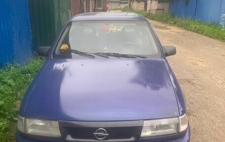 Opel Vectra A, 1995 год, 150 000 рублей, 4 фотография