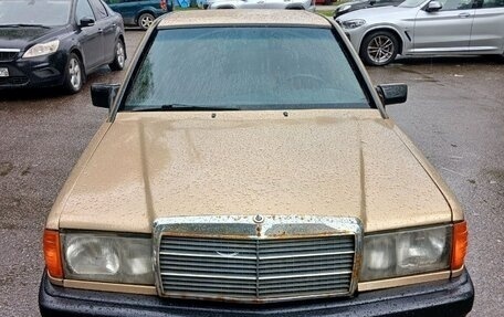 Mercedes-Benz 190 (W201), 1983 год, 245 000 рублей, 2 фотография