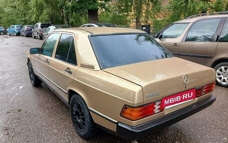 Mercedes-Benz 190 (W201), 1983 год, 245 000 рублей, 4 фотография