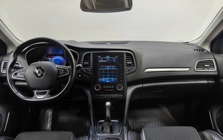 Renault Megane IV, 2018 год, 1 330 000 рублей, 12 фотография