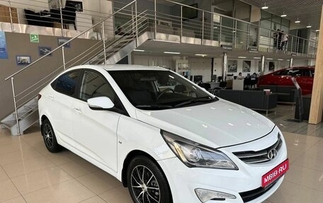Hyundai Solaris II рестайлинг, 2015 год, 1 099 900 рублей, 1 фотография