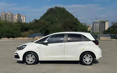 Honda Fit, 2022 год, 1 120 000 рублей, 4 фотография