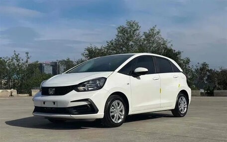Honda Fit, 2022 год, 1 120 000 рублей, 3 фотография