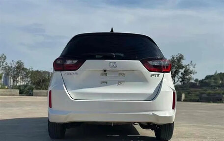 Honda Fit, 2022 год, 1 120 000 рублей, 7 фотография