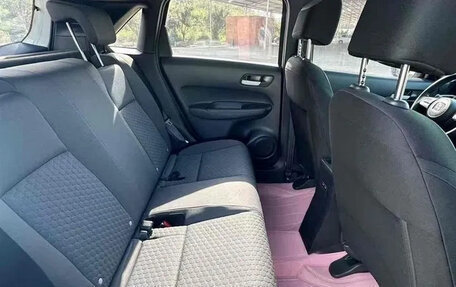 Honda Fit, 2022 год, 1 120 000 рублей, 12 фотография