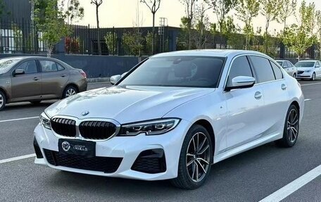 BMW 3 серия, 2022 год, 3 200 000 рублей, 3 фотография