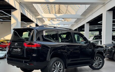 Toyota Land Cruiser, 2024 год, 11 890 000 рублей, 6 фотография