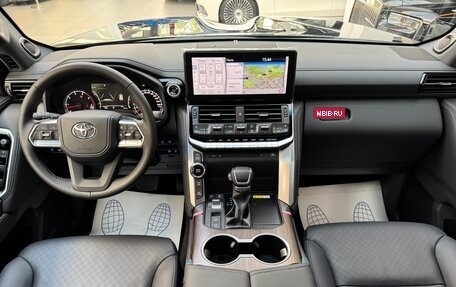 Toyota Land Cruiser, 2024 год, 11 890 000 рублей, 18 фотография