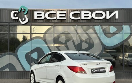 Hyundai Solaris II рестайлинг, 2014 год, 850 000 рублей, 3 фотография