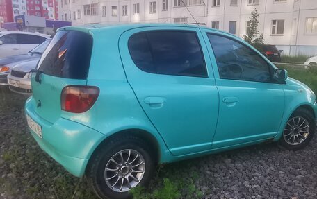Toyota Vitz, 2000 год, 180 000 рублей, 3 фотография