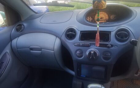 Toyota Vitz, 2000 год, 180 000 рублей, 7 фотография