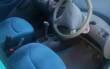 Toyota Vitz, 2000 год, 180 000 рублей, 6 фотография