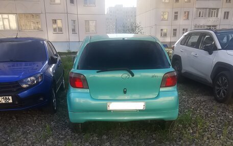 Toyota Vitz, 2000 год, 180 000 рублей, 2 фотография