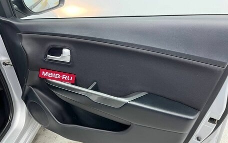 KIA Rio III рестайлинг, 2014 год, 900 000 рублей, 28 фотография