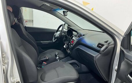 KIA Rio III рестайлинг, 2014 год, 900 000 рублей, 29 фотография