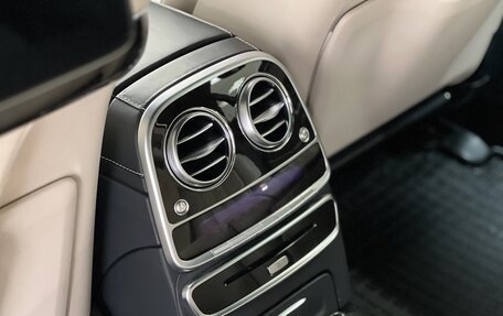 Mercedes-Benz S-Класс, 2017 год, 5 900 000 рублей, 24 фотография
