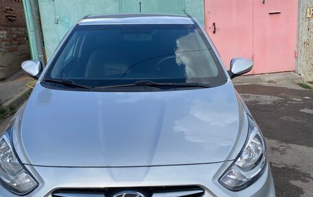 Hyundai Solaris II рестайлинг, 2011 год, 699 000 рублей, 7 фотография