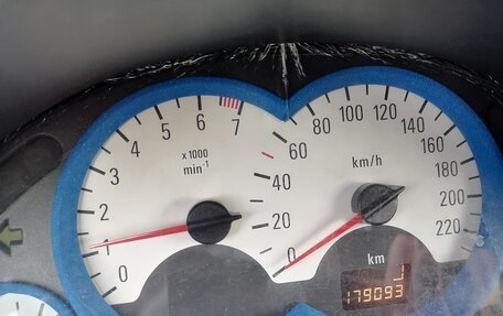 Opel Corsa C рестайлинг, 2002 год, 170 000 рублей, 1 фотография