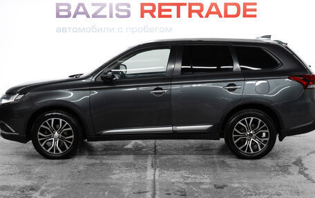 Mitsubishi Outlander III рестайлинг 3, 2018 год, 2 057 000 рублей, 8 фотография