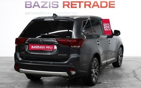 Mitsubishi Outlander III рестайлинг 3, 2018 год, 2 057 000 рублей, 5 фотография