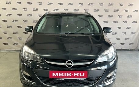Opel Astra J, 2013 год, 700 000 рублей, 2 фотография