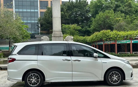 Honda Odyssey IV, 2021 год, 2 200 000 рублей, 7 фотография