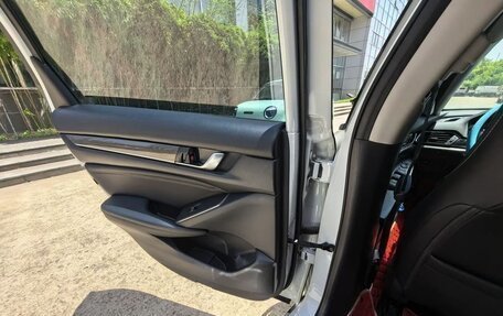 Honda Accord IX рестайлинг, 2022 год, 1 450 000 рублей, 14 фотография