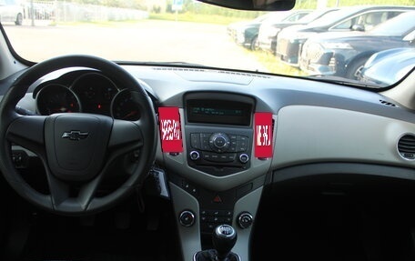Chevrolet Cruze II, 2011 год, 648 000 рублей, 8 фотография