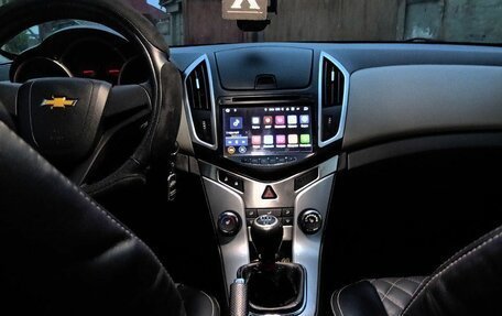 Chevrolet Cruze II, 2013 год, 950 000 рублей, 7 фотография