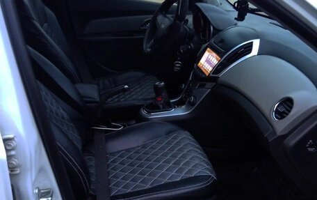 Chevrolet Cruze II, 2013 год, 950 000 рублей, 6 фотография