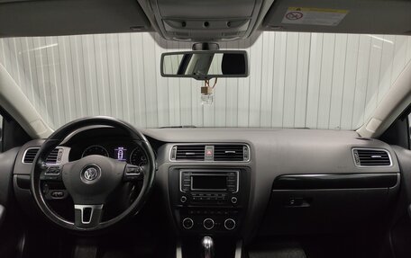 Volkswagen Jetta VI, 2014 год, 1 099 000 рублей, 7 фотография