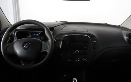 Renault Kaptur I рестайлинг, 2017 год, 1 179 990 рублей, 11 фотография