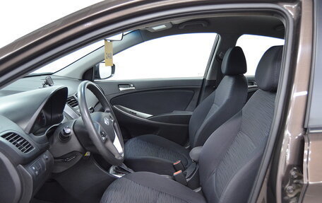 Hyundai Solaris II рестайлинг, 2015 год, 870 000 рублей, 10 фотография