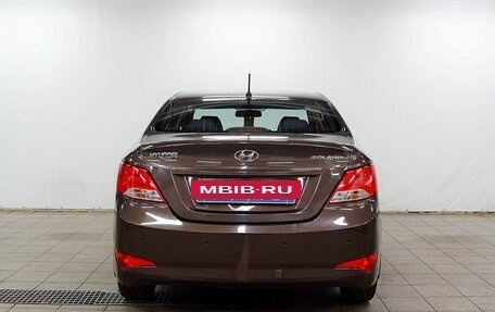 Hyundai Solaris II рестайлинг, 2015 год, 870 000 рублей, 7 фотография