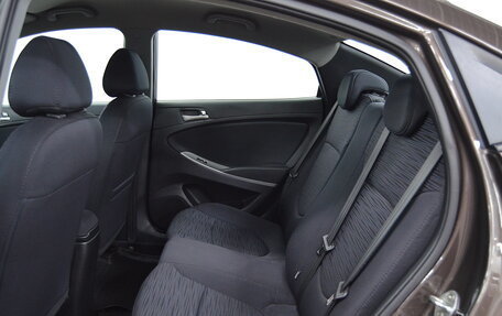 Hyundai Solaris II рестайлинг, 2015 год, 870 000 рублей, 16 фотография